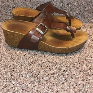 Lola Sabbia Brown Leather Thong Cork Wedges